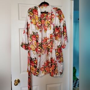Silk Robe - Floral & White - New